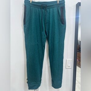 Men’s American Eagle Joggers - XL